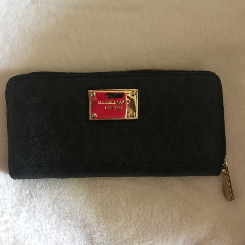 Gently used Michale Kors Wallet